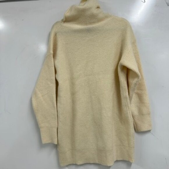 0390Forever 21 Cream Turtleneck Sweater | Cozy Knit Pullover | Women’s Medium - Picture 3 of 8